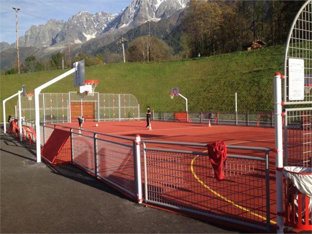 Logement Mansarde Dans Maison Avec Jardin En Bord De Piste, Vue Montagne Les Houches Exteriör bild