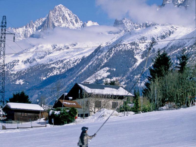 Logement Mansarde Dans Maison Avec Jardin En Bord De Piste, Vue Montagne Les Houches Exteriör bild
